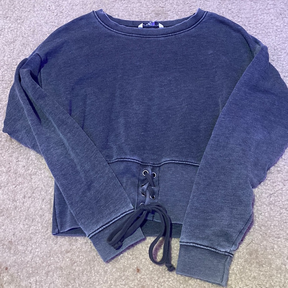 Grey American Eagle sweatshirt, Size Medium, Ties on the bottom